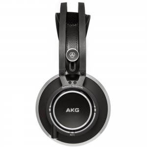 K872 Closed Back Headphones