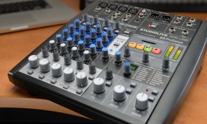 8 Channel USB Mixer