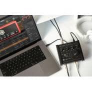 AXE I/O ONE – Professional Guitar and Bass Interface for iOS, Mac, and PC