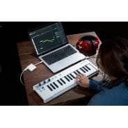 Dreamtonics Synthesizer V AI Vocal Generator with 6 Voice Packs (Serial Download)