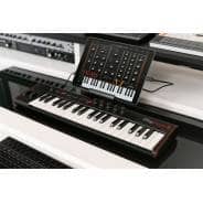 iRig Keys 2 - Ultra-Compact Velocity-Sensitive 37-Key MIDI Keyboard (Mini Keys)